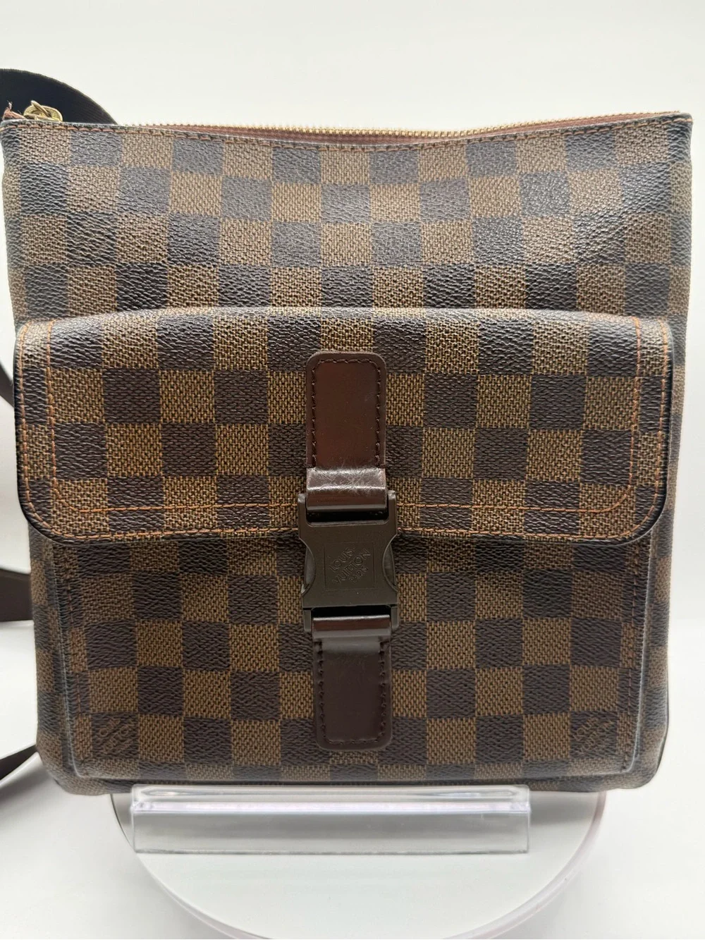 Louis Vuitton Damier Crossbody Shoulder Bag  Leather Melville Ebene